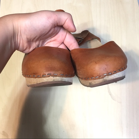 Bosabo Tan Leather Mary Jane Clogs - Picture 4 of 4